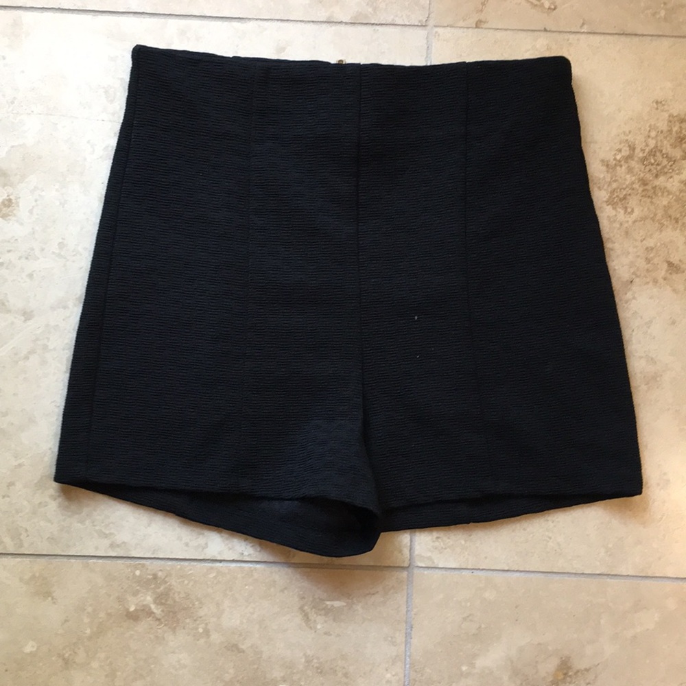 Forever 21 Black Back Zip Shorts